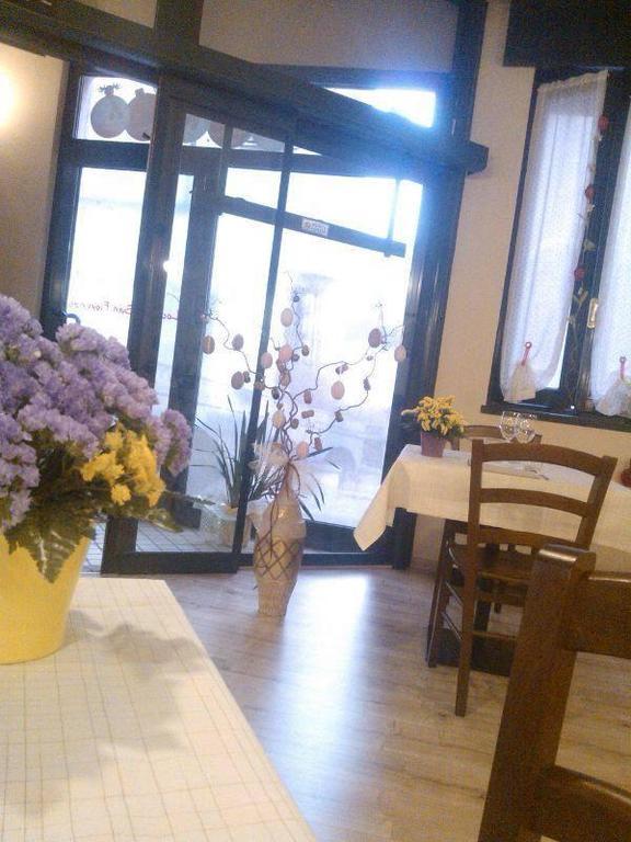 Locanda San Fiorenzo Fiorenzuola dʼArda Екстериор снимка