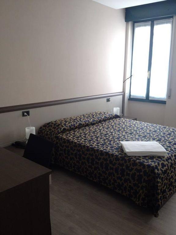 Locanda San Fiorenzo Fiorenzuola dʼArda Екстериор снимка