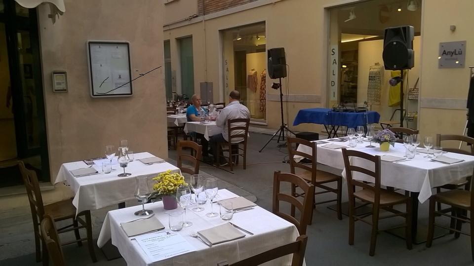 Locanda San Fiorenzo Fiorenzuola dʼArda Екстериор снимка