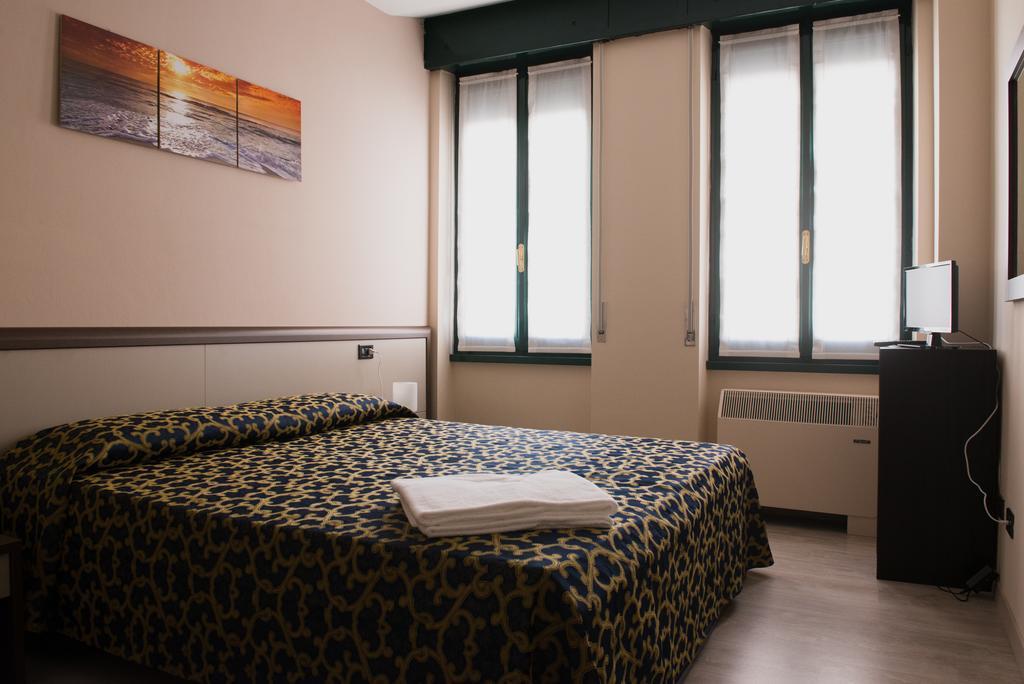 Locanda San Fiorenzo Fiorenzuola dʼArda Екстериор снимка