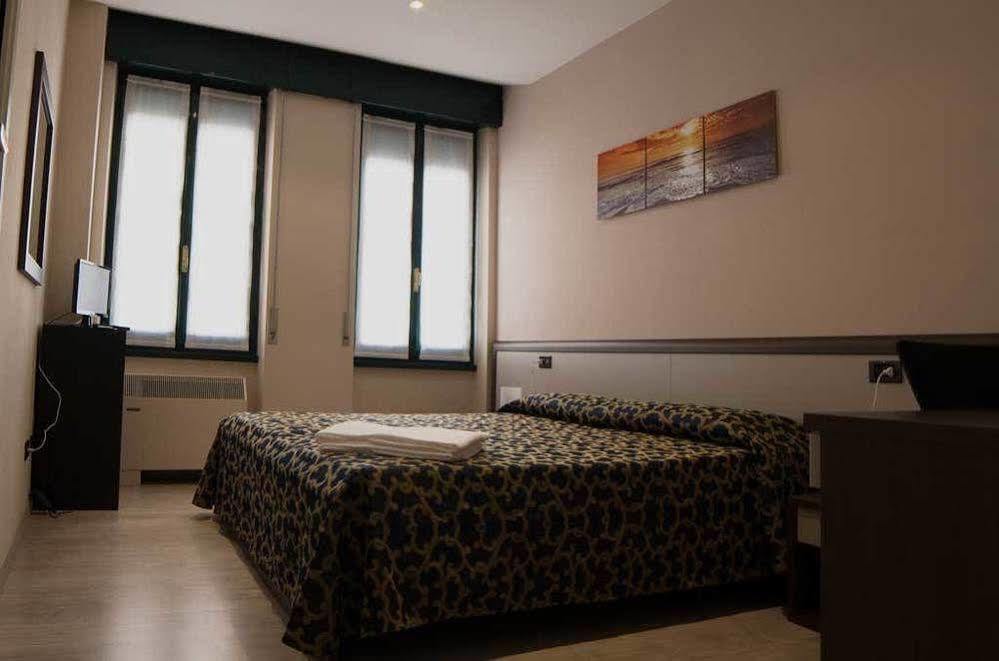 Locanda San Fiorenzo Fiorenzuola dʼArda Екстериор снимка