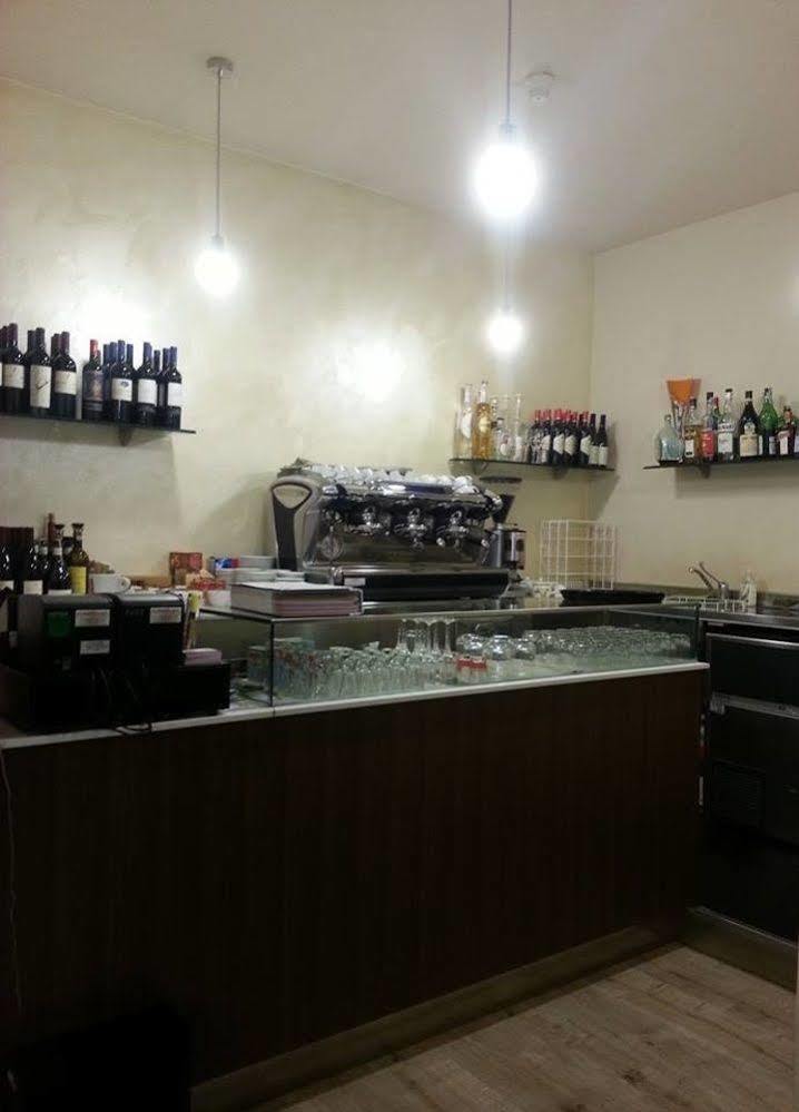 Locanda San Fiorenzo Fiorenzuola dʼArda Екстериор снимка