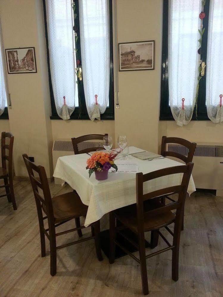 Locanda San Fiorenzo Fiorenzuola dʼArda Екстериор снимка