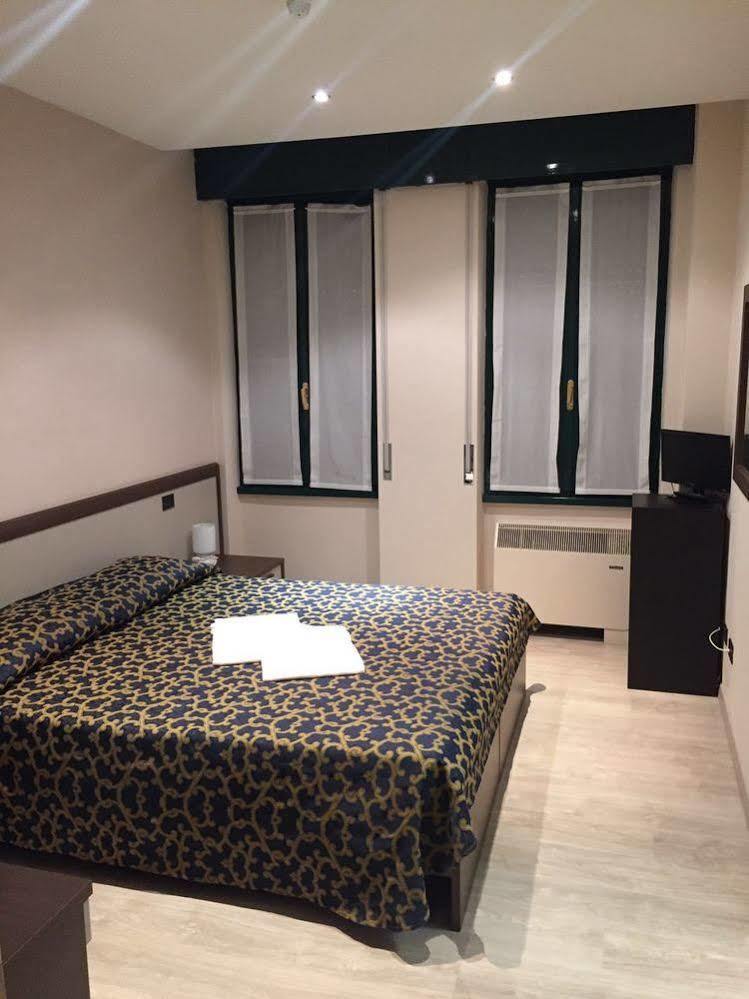 Locanda San Fiorenzo Fiorenzuola dʼArda Екстериор снимка